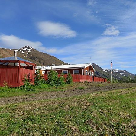 Engimyri Lodge Екстериор снимка