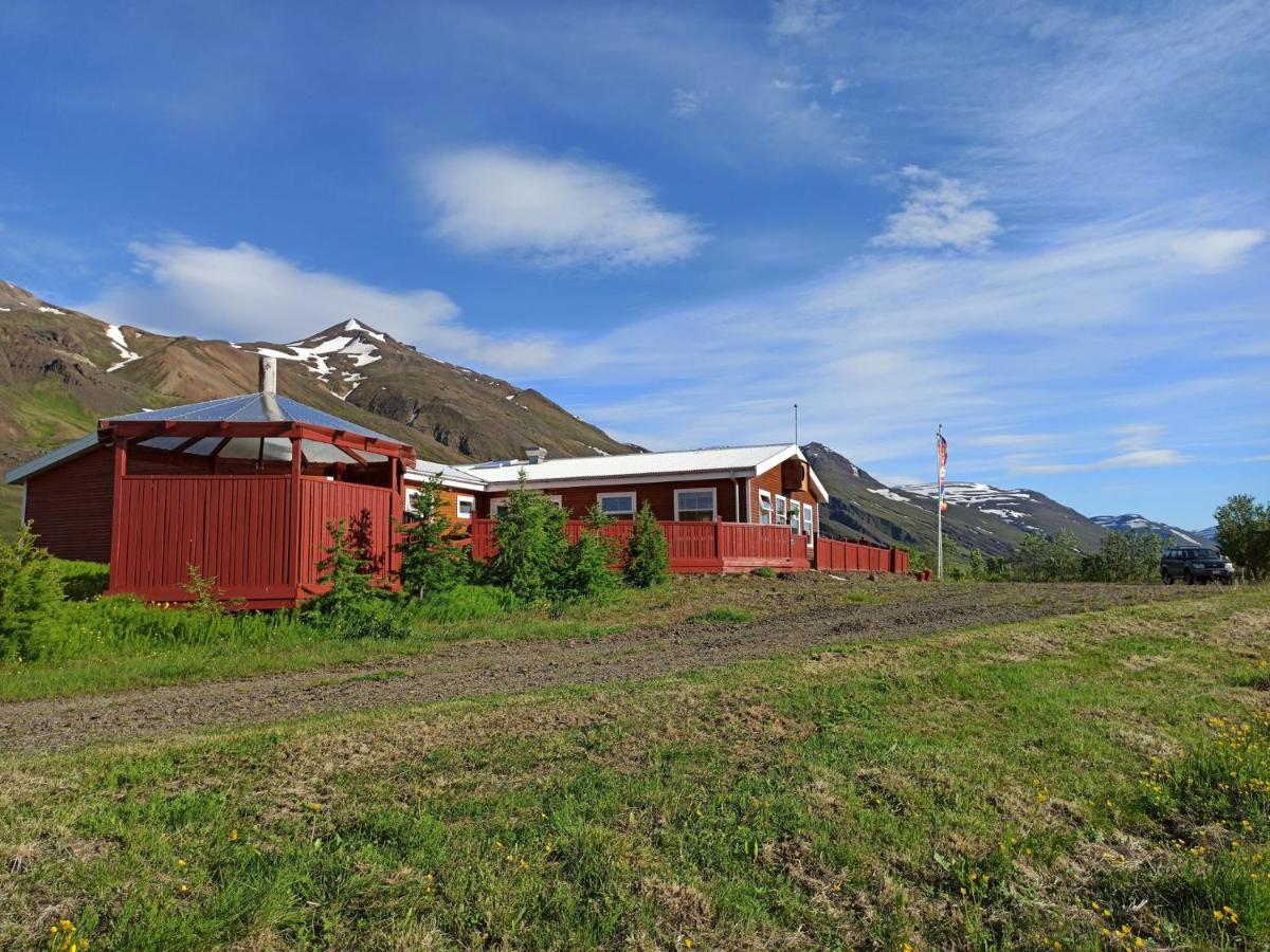 Engimyri Lodge Екстериор снимка