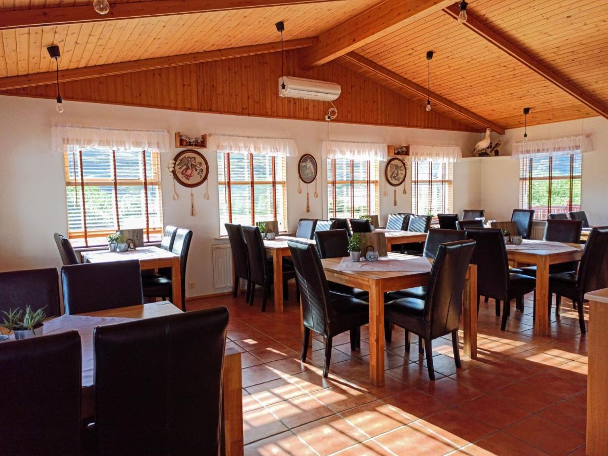 Engimyri Lodge Екстериор снимка